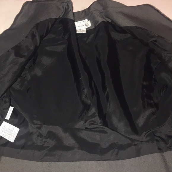 Jones Wear Size 14 stretch zipper it gray jacket - Picture 9 of 9